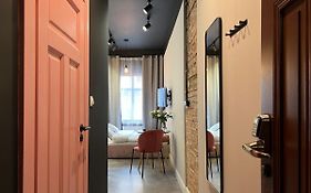 Pudrowy Apartament Old Town Design